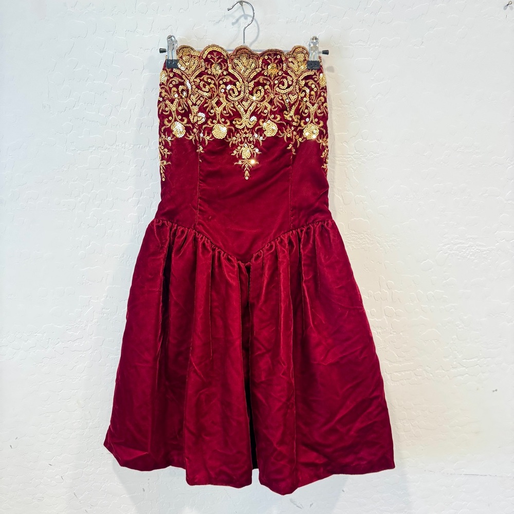 Jessica McClintock Gunne Sax Red Velvet Dress Size 7/8 Vintage Gold Sequin Mini